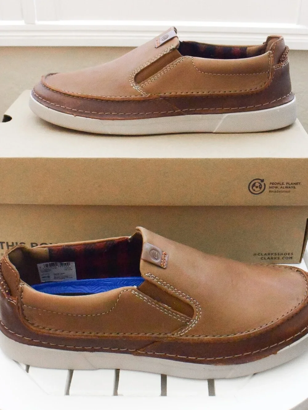 *CLARKS* Gereld Step Tan Leather Slip-On Loafer/Boat Shoes - Size 10M - NEW!
